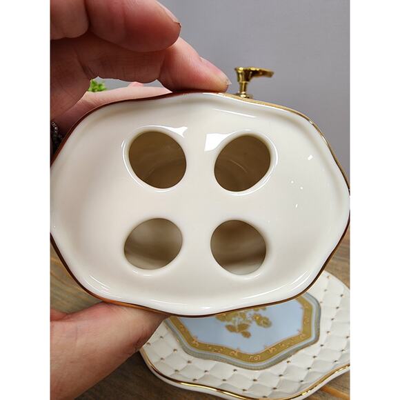 Croscill Napoleon 3 pc Bath Set Toothbrush Holder Soap Dispenser And Dish - Picture 10 of 10